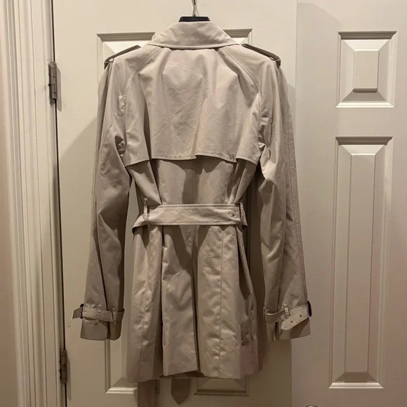 Burberry Trench Coat - Picture 4 of 4